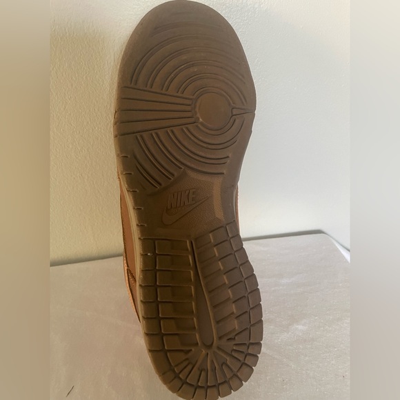 Nike Dunk SB - Gibson 4.5 - Picture 2 of 9